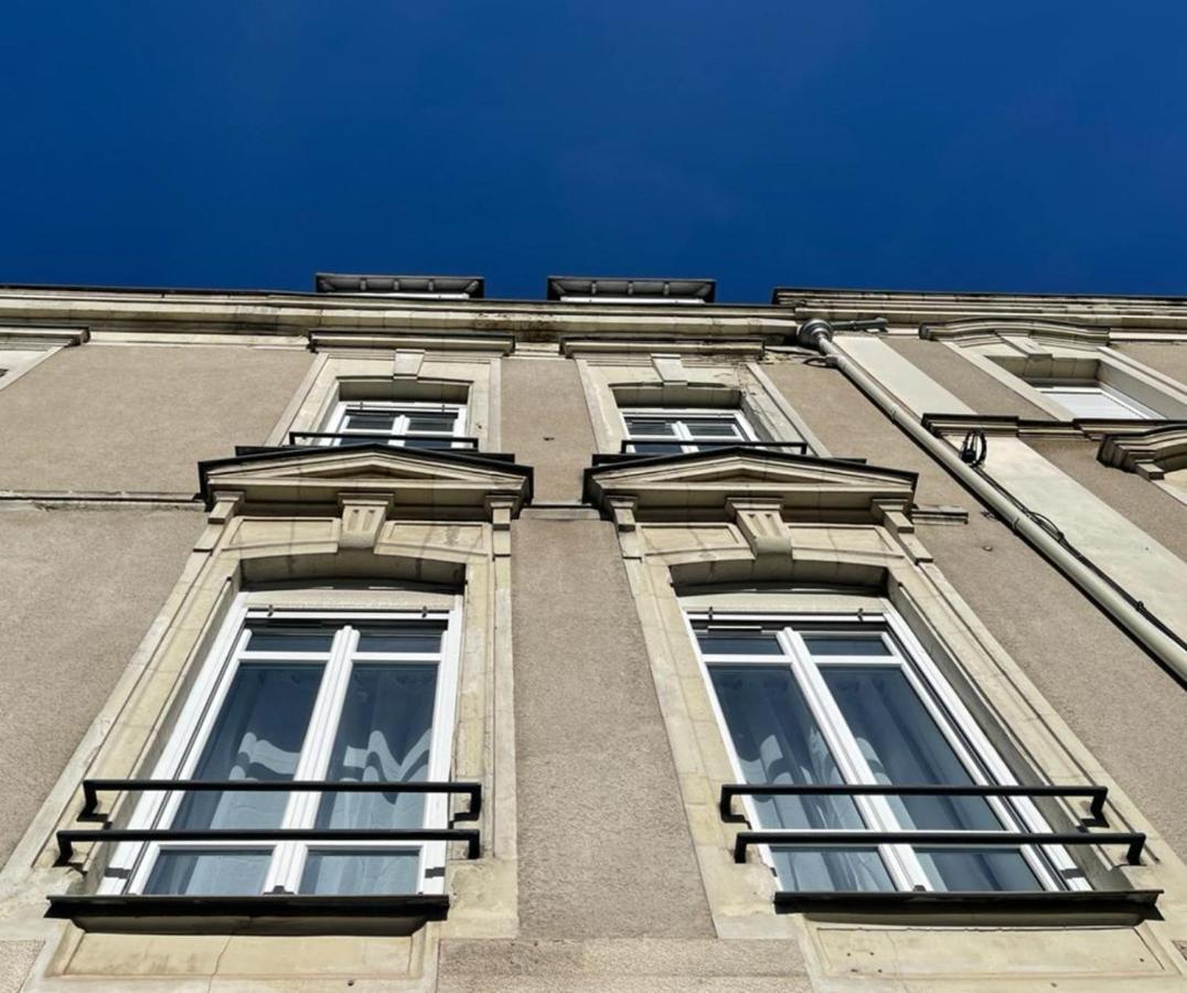 Apartamento Demeure Rossini Cholet Centre Exterior foto